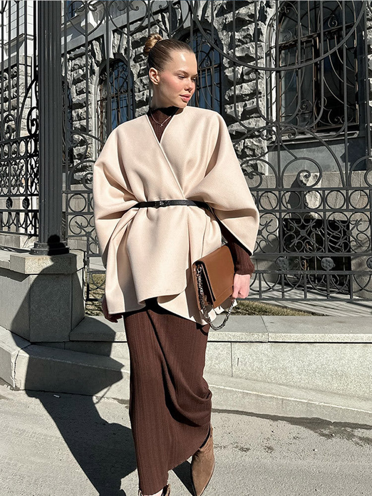 Chemisier moderne pour femmes avec design asymétrique Chic und Stil