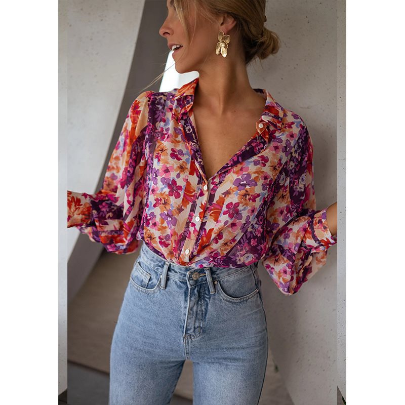 Blouse femme avec des motifs floraux et des manches volantes élégantes Chic und Stil