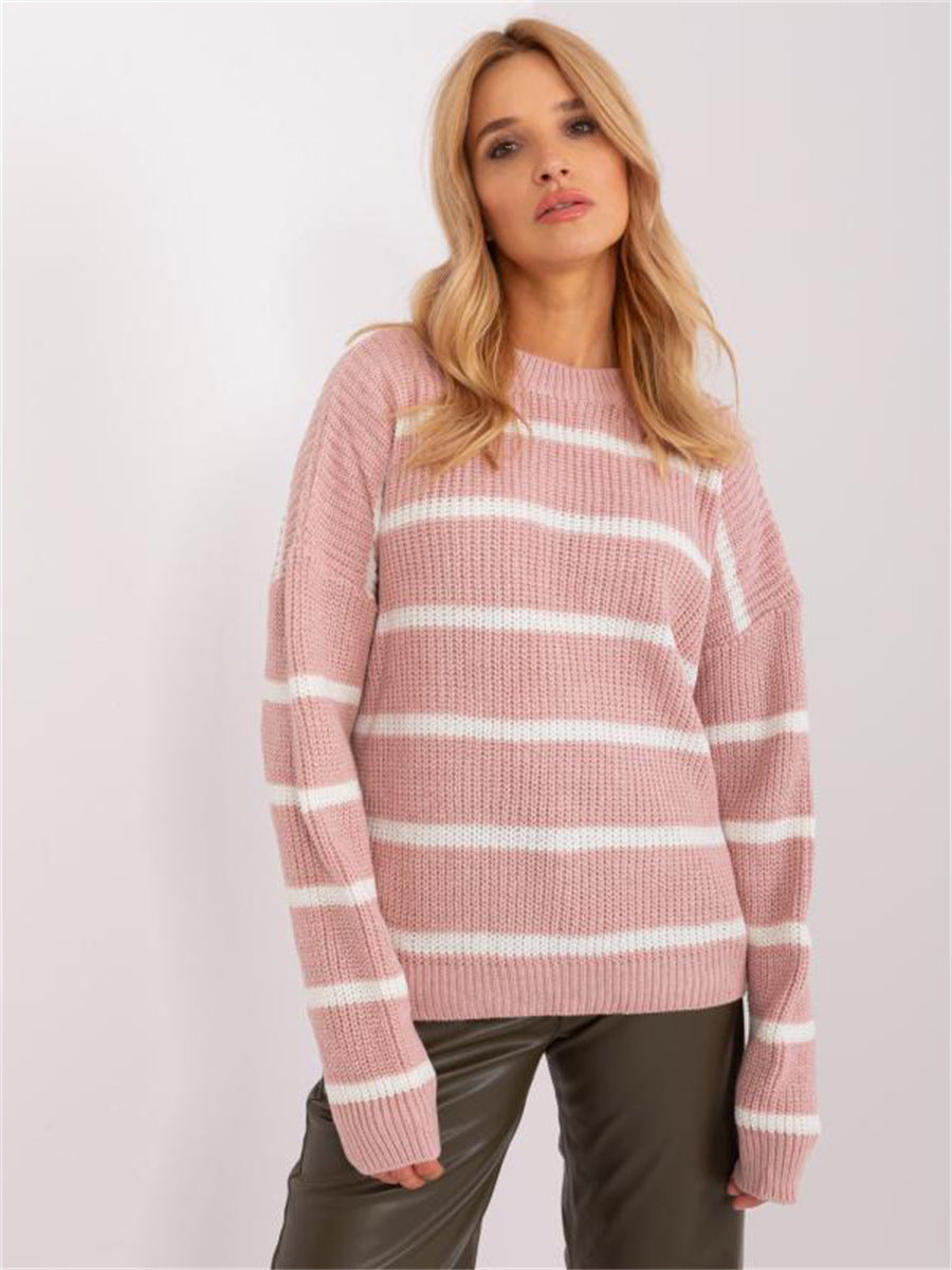 Casual knitted pullover for women with a modern striped pattern and a loose fit Chic und Stil