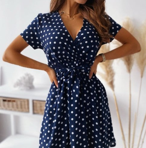 Robe portefeuille à pois pour femmes avec ceinture à nouer réglable Chic und Stil