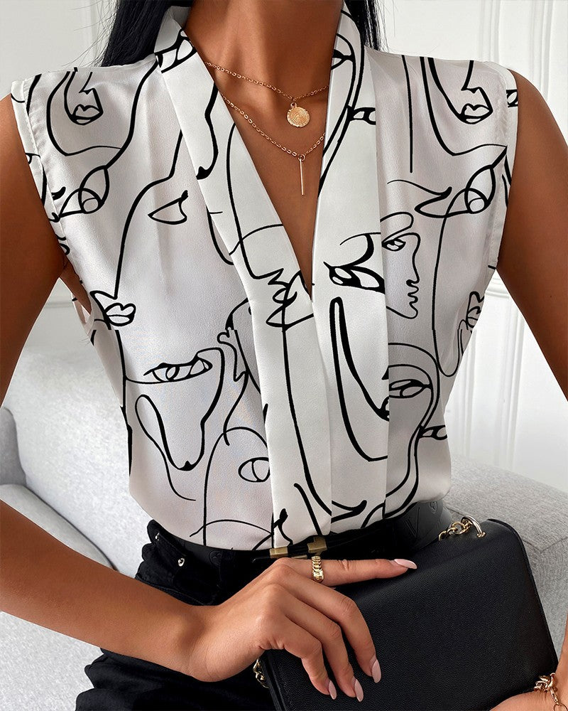 Blouse en soie pour femmes avec imprimé abstrait Chic und Stil