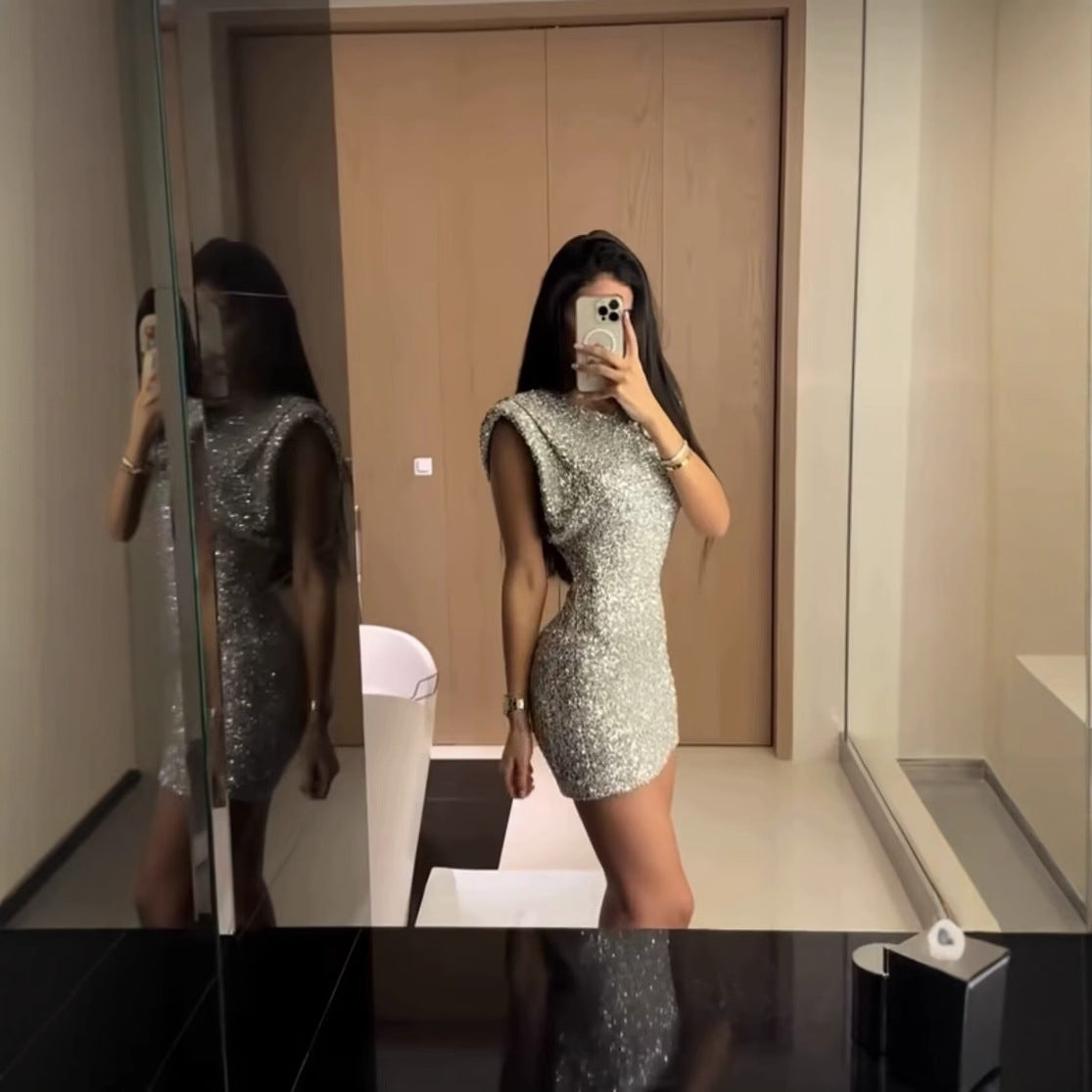 Robe de cocktail glamour pour femmes avec garniture en sequins scintillants Chic und Stil