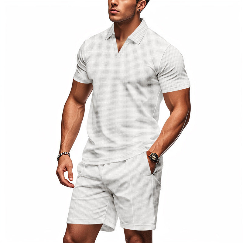 Ensemble polo pour hommes et shorts avec col en V à la mode Chic und Stil