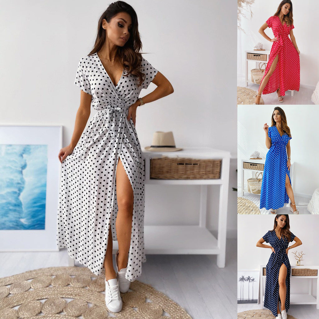 Robe maxi à pois pour femmes avec fente latérale et ceinture nouée Chic und Stil