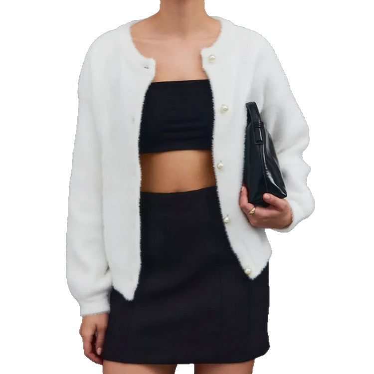 Dames Fluff Cardigan avec des boutons décoratifs en perles Chic und Stil