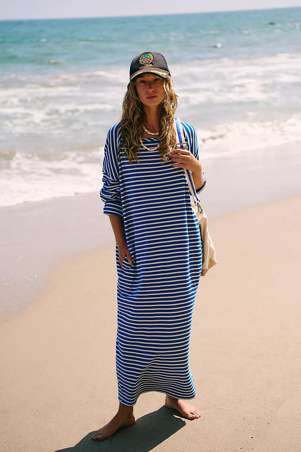 Robe de plage pour femmes avec manches longues et design rayé Chic und Stil