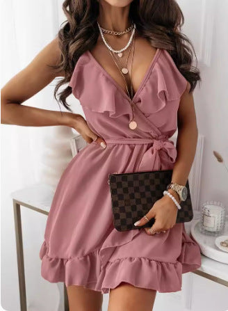 Robe portefeuille à volants pour femmes avec détail de taille noué Chic und Stil