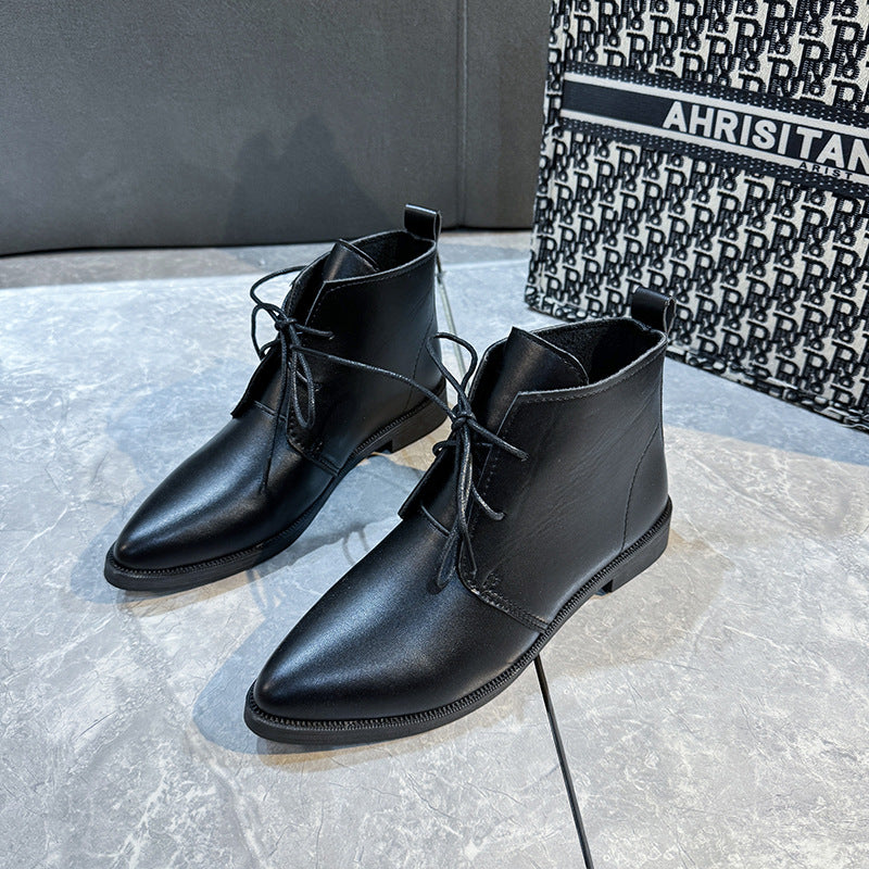 Bottes élégantes pour femmes avec un bout pointu et cuir de haute qualité Chic und Stil