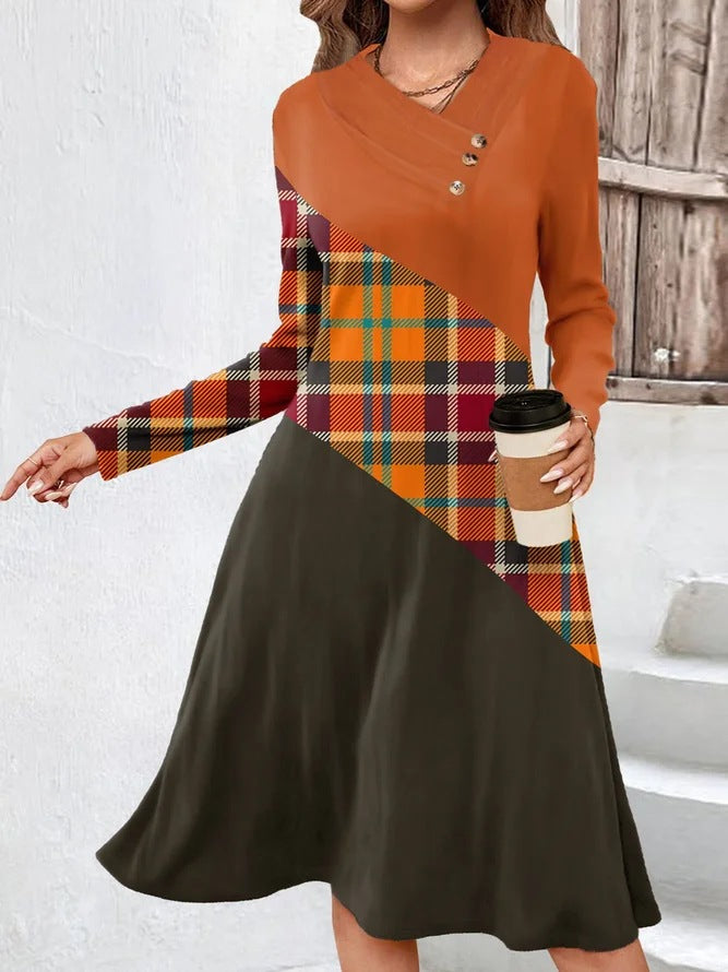 Robe maxi femme avec design à carreaux asymétrique et élégants détails de boutons Chic und Stil