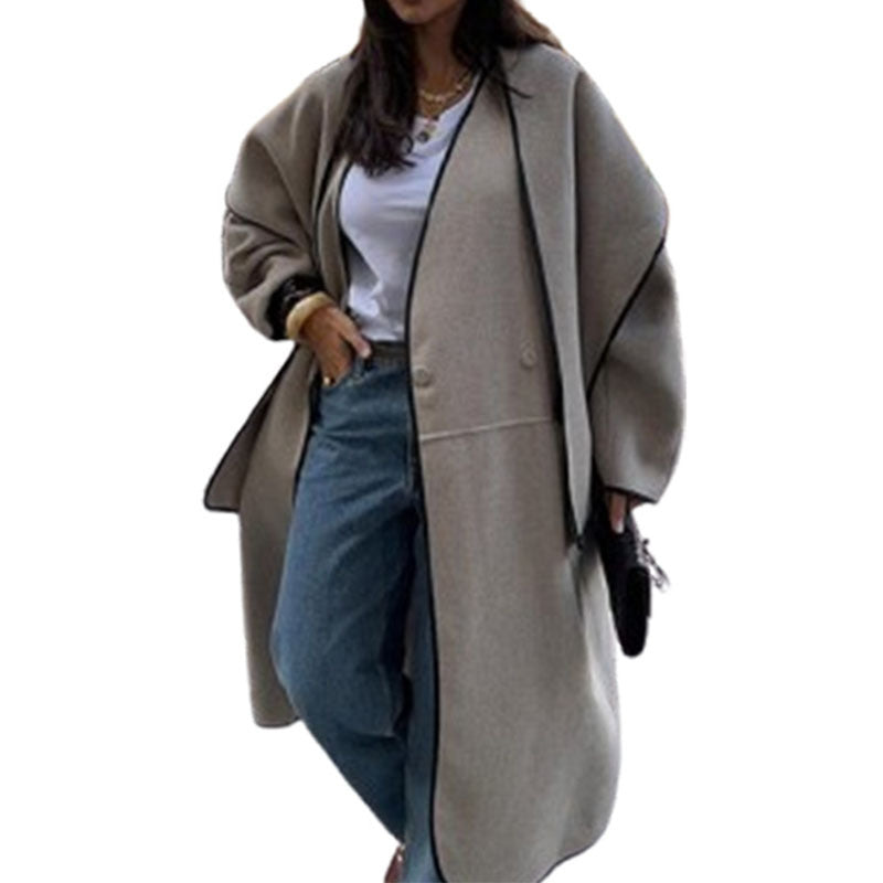 Dames Cape en Laine Oversized avec des accents à la mode Chic und Stil