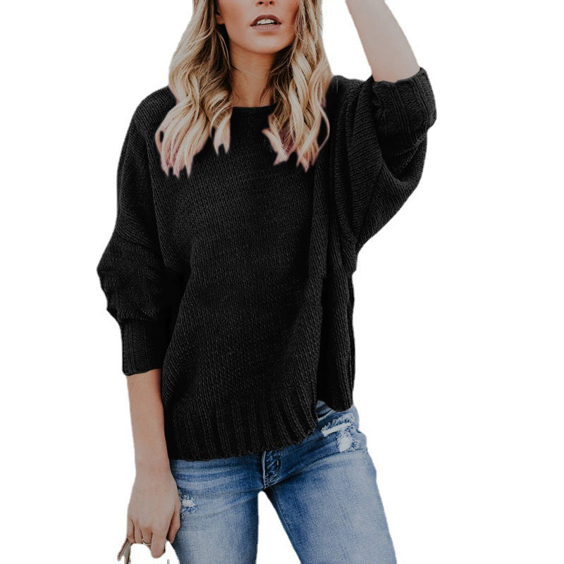 Casual knitted pullover for women with an open back design and voluminous sleeves Chic and Style