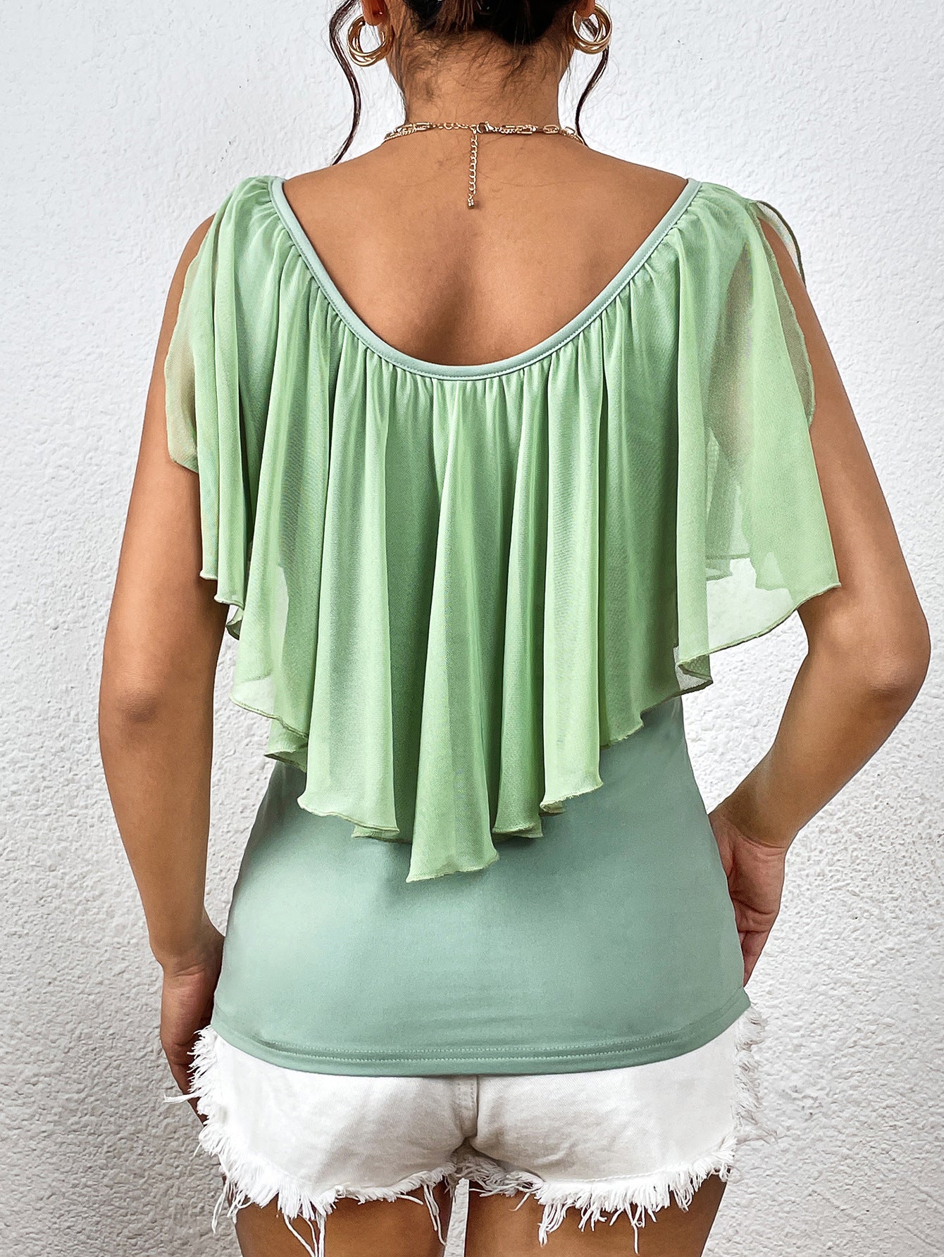 Dames Élégante blouse avec volant fluide Chic und Stil