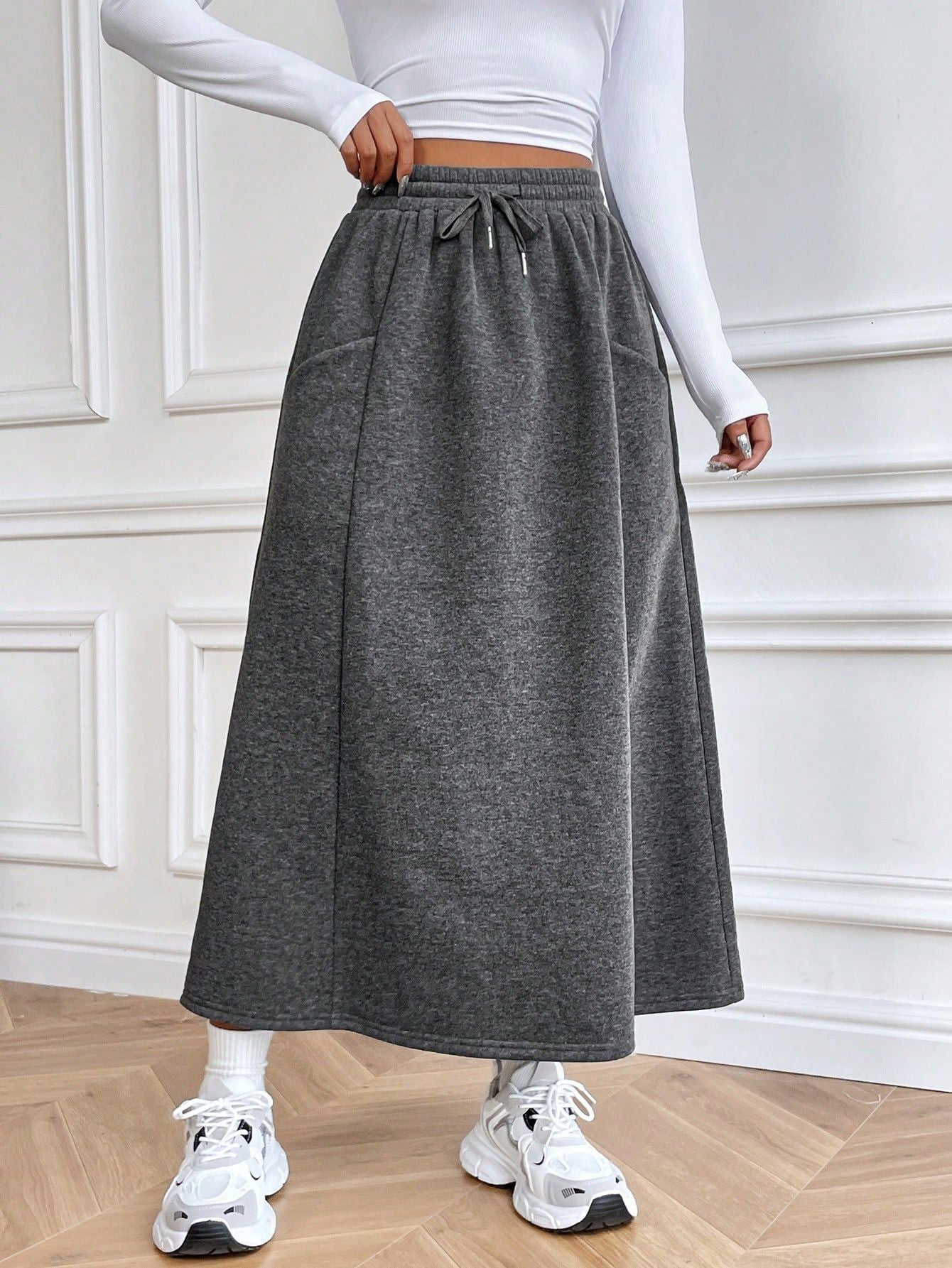 Jupe maxi sportive pour femmes avec poches pratiques et taille élastique Chic und Stil