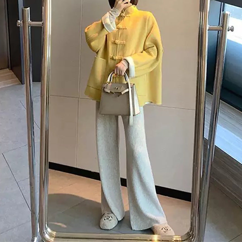 Veste en cape élégante pour femmes avec fermeture à bouton Chic und Stil