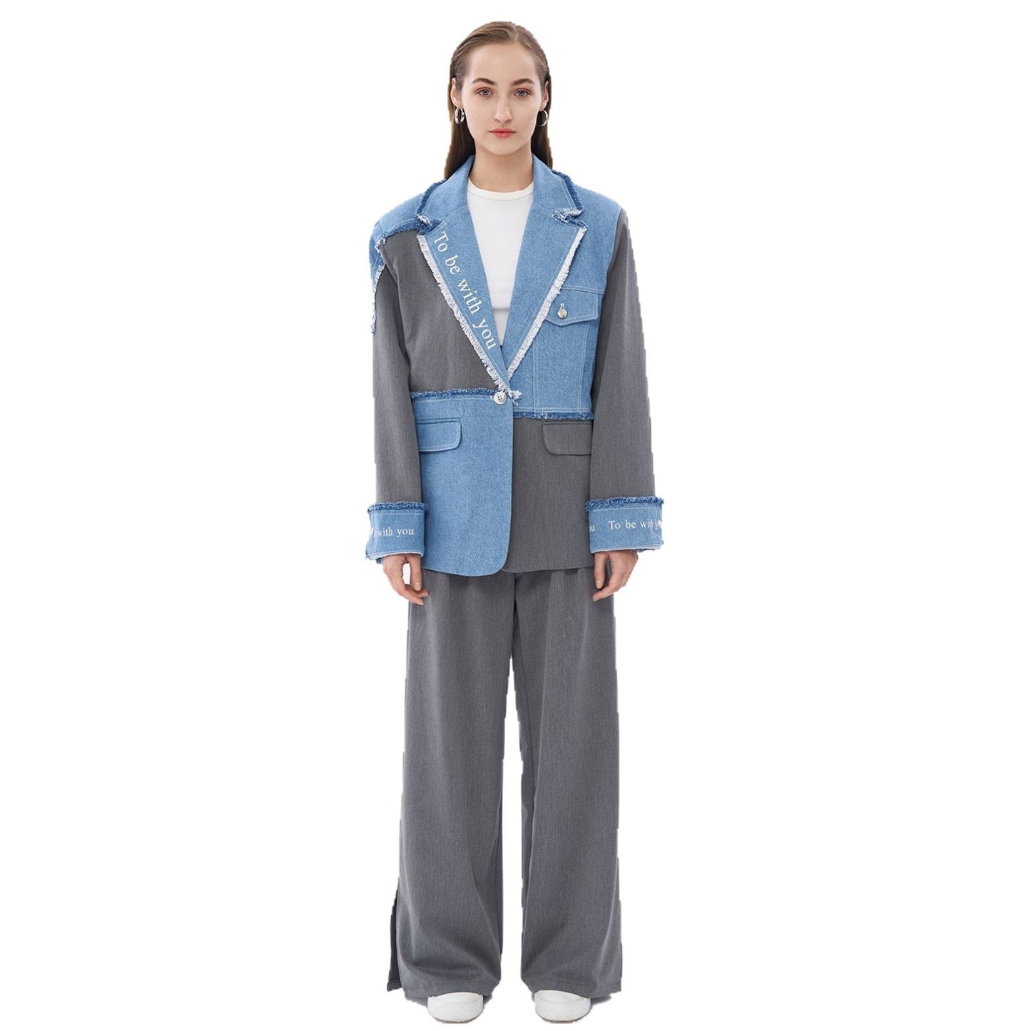 Blazer élégant pour femmes avec des accents en denim décontractés et des détails élégants Chic und Stil