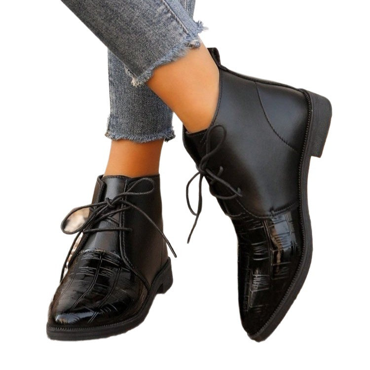 Bottines en cuir à la mode pour femmes avec des accents brillants et lacets Chic und Stil