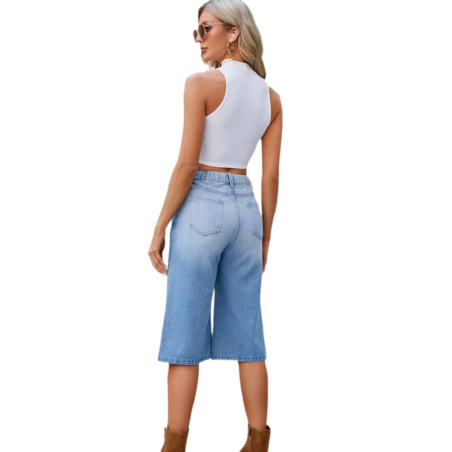 Women's culotte pants in a modern design with high waist and flared leg Chic und Stil