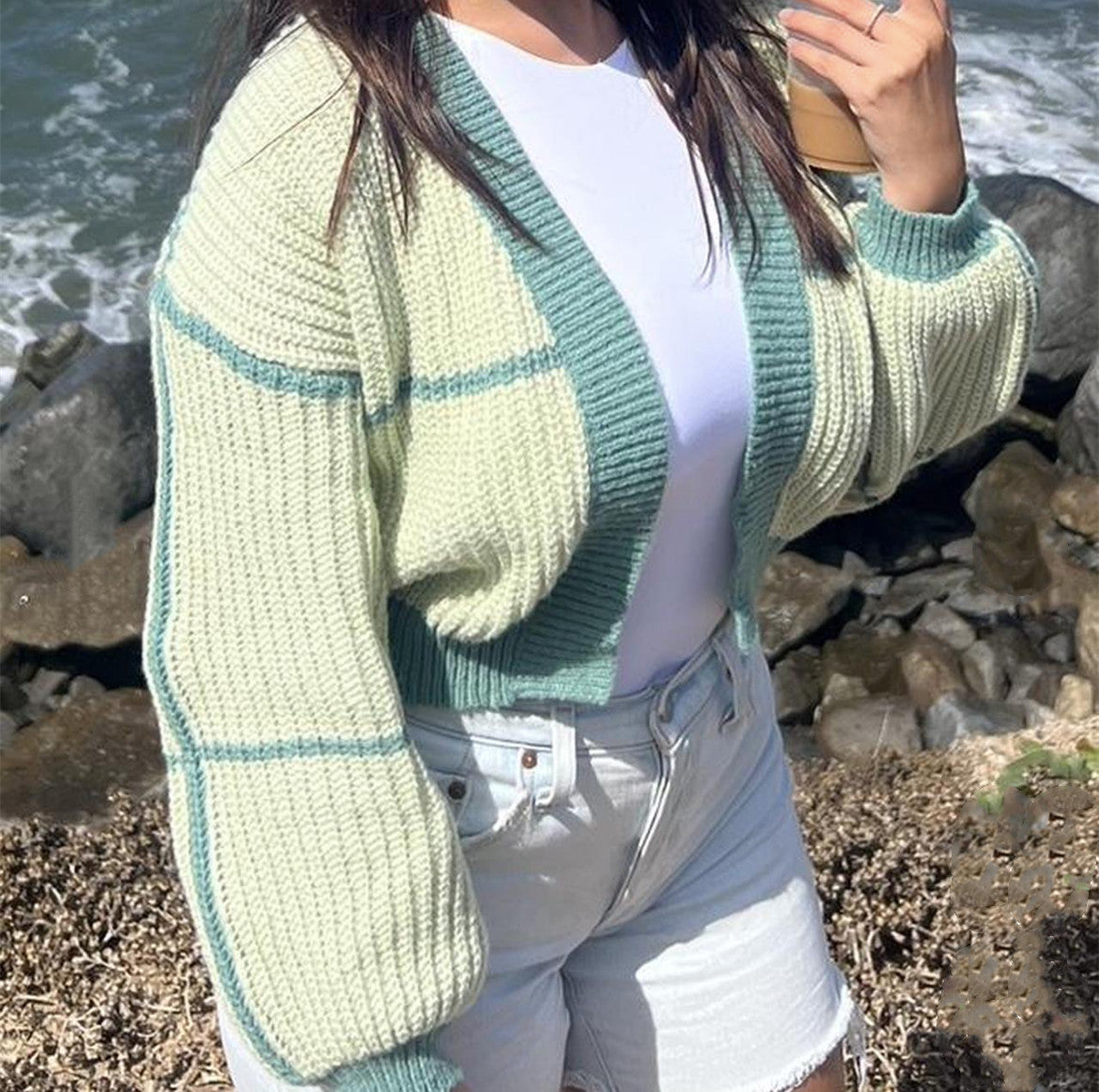 Cardigan en maille décontracté pour femmes avec des manches volumineuses et une coupe ample Chic und Stil