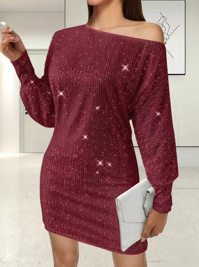 Robe mini glamour pour femmes avec design de manches asymétriques et effets scintillants Chic und Stil