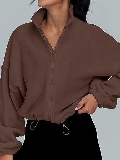Pull-over en molleton décontracté pour femmes avec col haut et cordon de serrage Chic und Stil