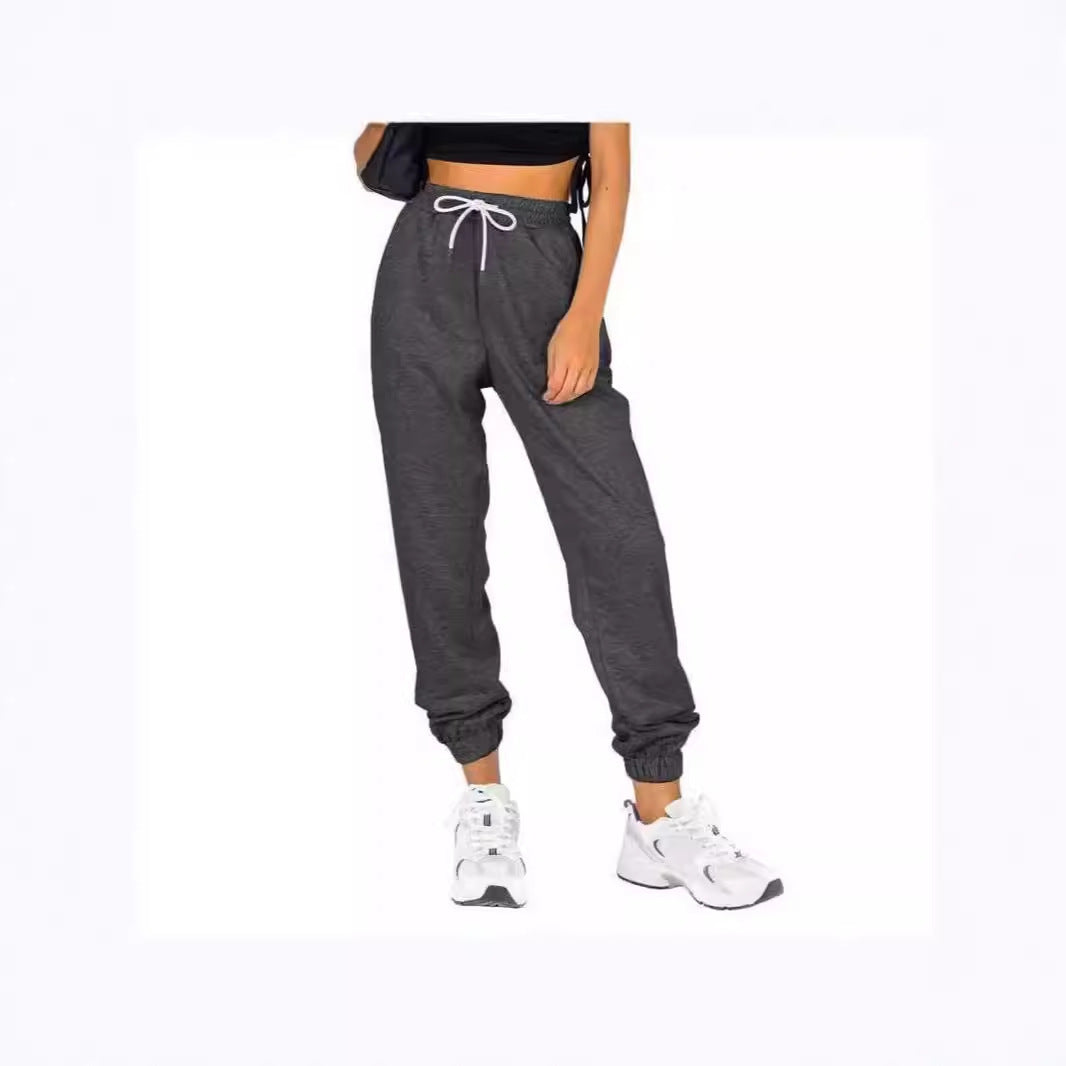 Pantalon d'entraînement pour femme avec taille élastique et coupe décontractée Chic und Stil