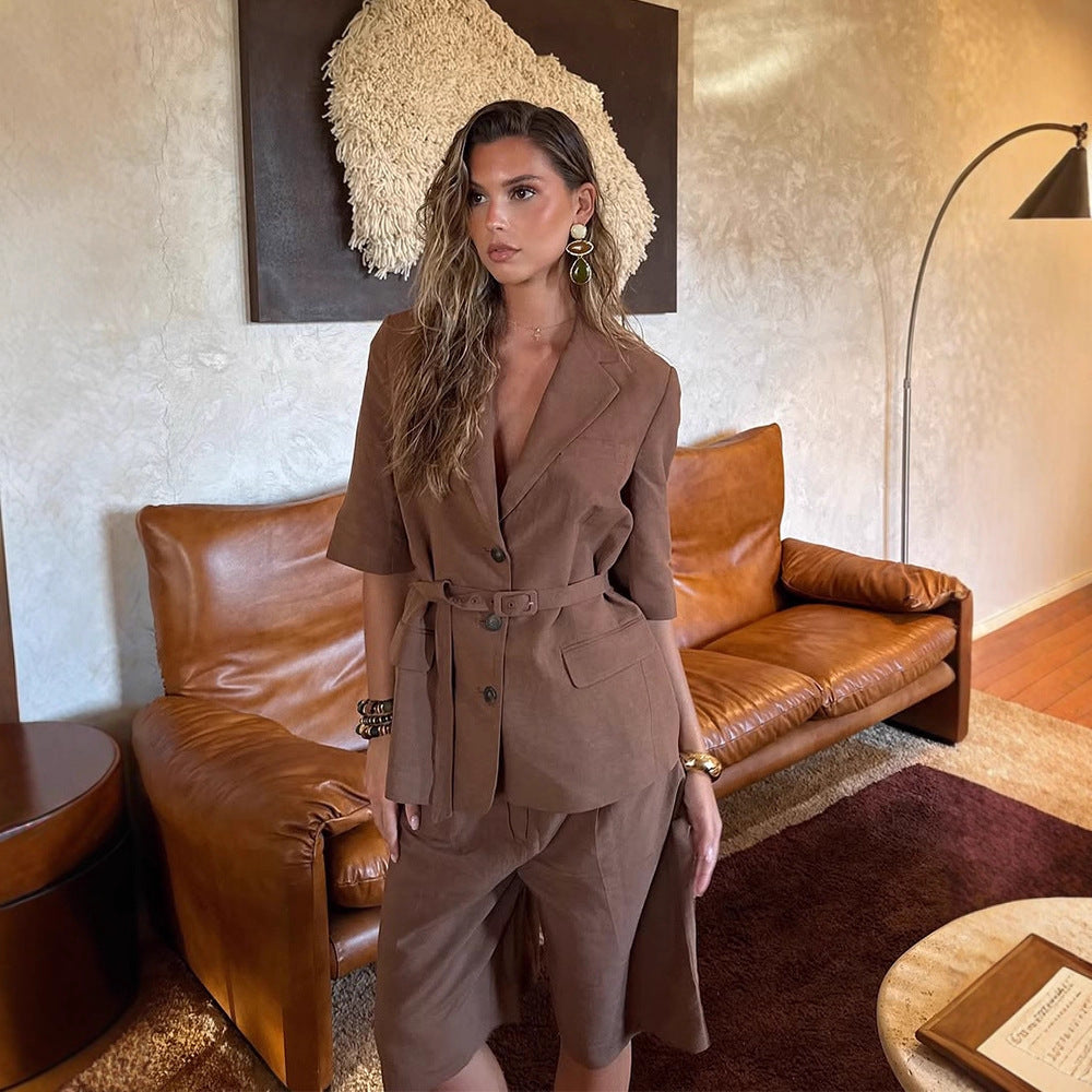 Blazer élégant pour femmes avec ceinture Chic und Stil