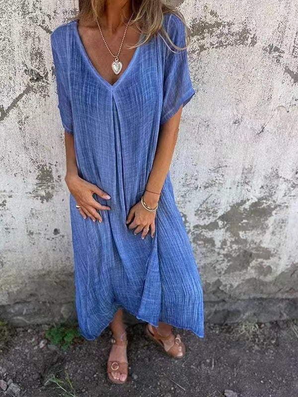 Robe midi femme avec design plissé et coupe décontractée Chic und Stil