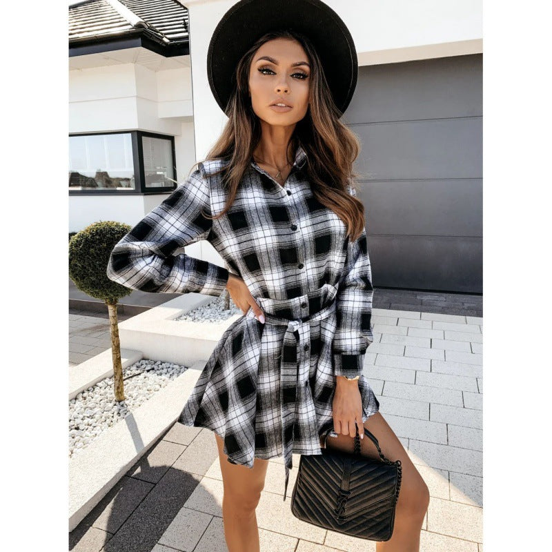 Chemise à carreaux pour femmes avec ceinture Chic und Stil