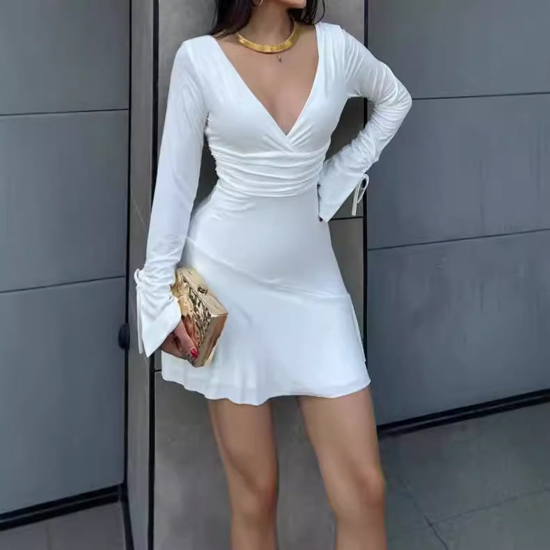 Robe portefeuille pour femmes avec manches longues et nœuds décoratifs Chic und Stil