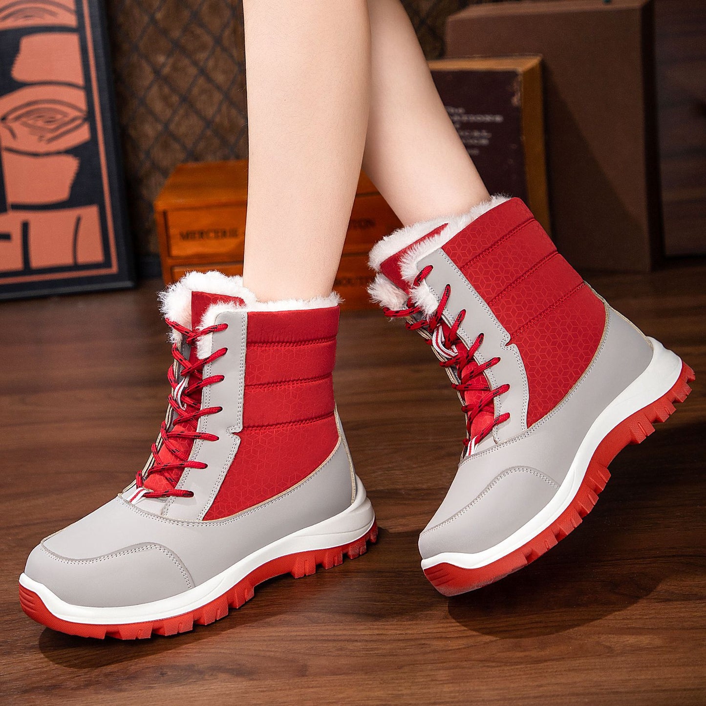 Bottes d'hiver pour dames avec doublure en fausse fourrure douillette et semelle antidérapante Chic und Stil