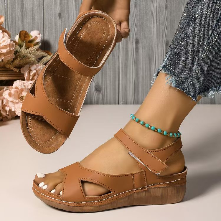 Sandales compensées confort ajustables pour dames Chic und Stil