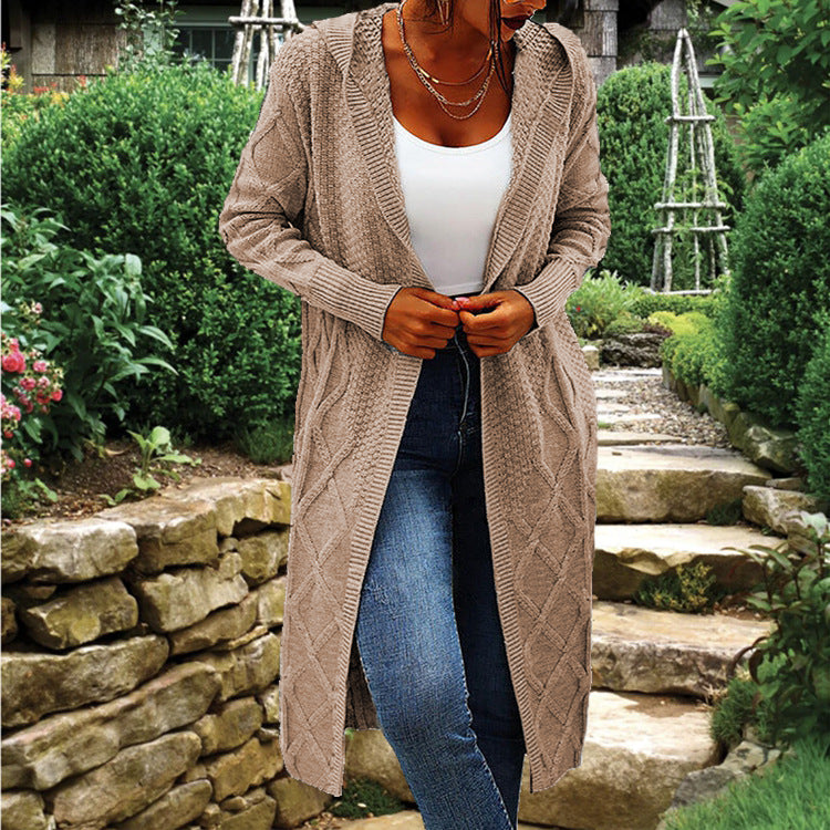 Cardigan en tricot pour femmes avec capuche et motif en torsades luxueux Chic und Stil