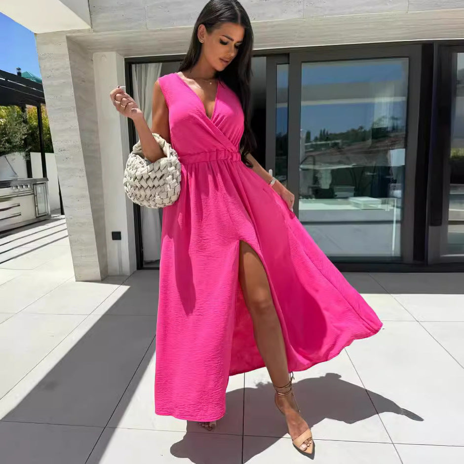 Chic and stylish women's flowing maxi dress with high slit