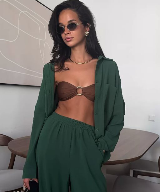 Chemise décontractée pour femmes avec fermeture à boutons sur toute la longueur et poche poitrine Chic und Stil