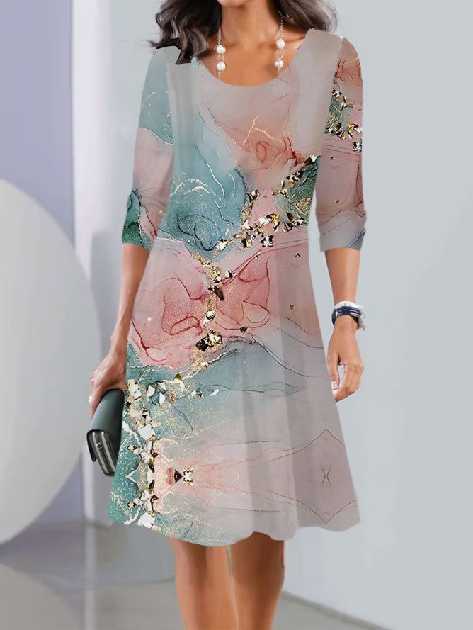 A-line dress for women with a delicate floral pattern Chic und Stil