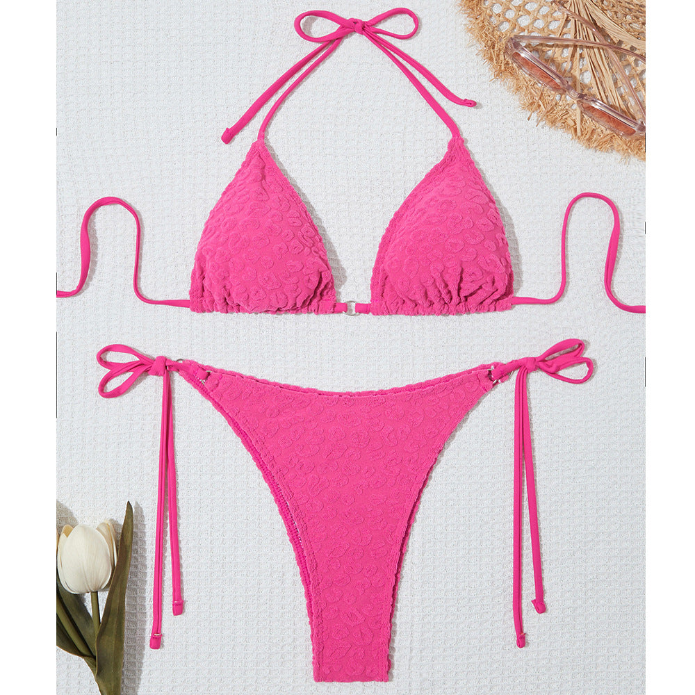 Bikini triangle femme avec un design de volants décoratifs et des liens ajustables Chic und Stil