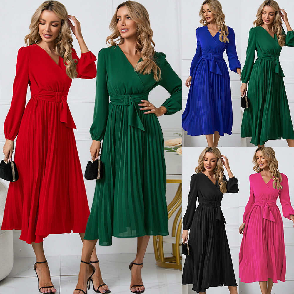 Robe portefeuille plissée pour femmes avec décolleté en V élégant et ceinture à la taille Chic und Stil