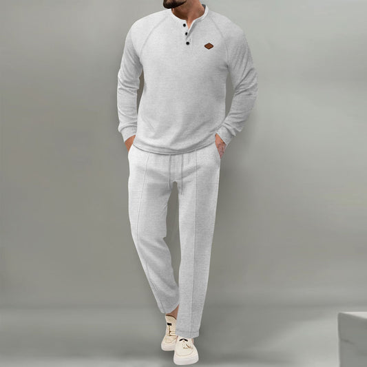 Chemise à manches longues décontractée pour hommes avec patte de boutonnage et pantalons de jogging élégants Chic und Stil