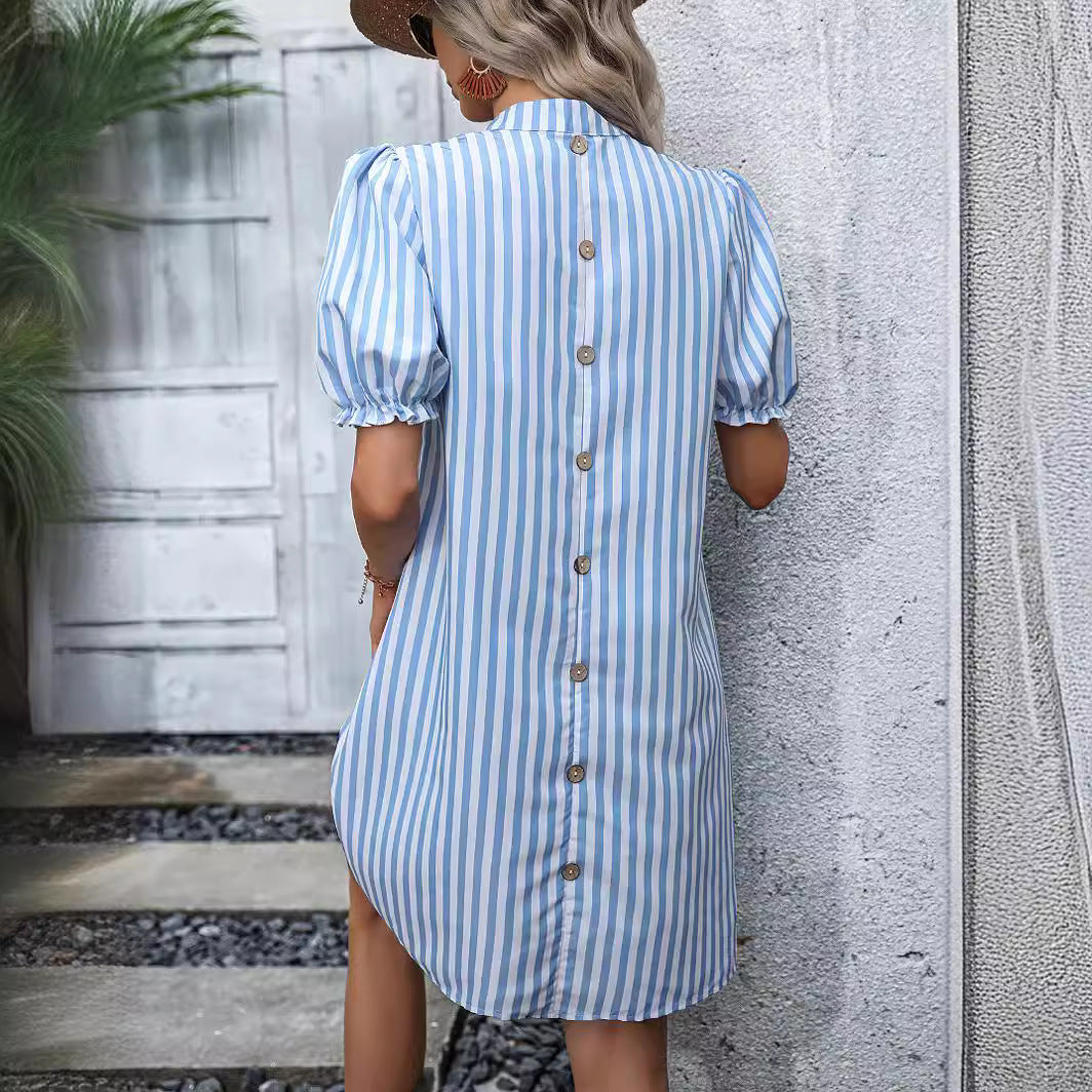 Robe tunique pour femmes avec des manches bouffantes et des rayures modernes Chic und Stil