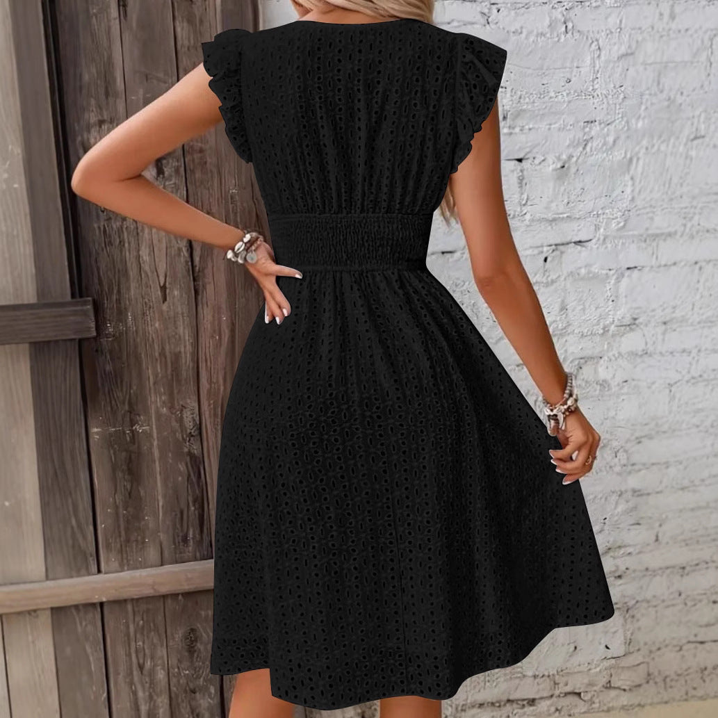 Robe portefeuille pour femmes avec des détails en volants et une coupe flatteuse pour la silhouette Chic und Stil