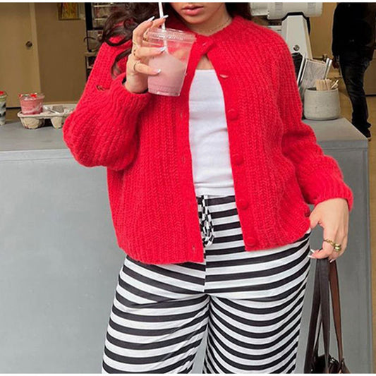 Cardigan pour femmes avec patte de boutonnage classique et manches raglan Chic und Stil