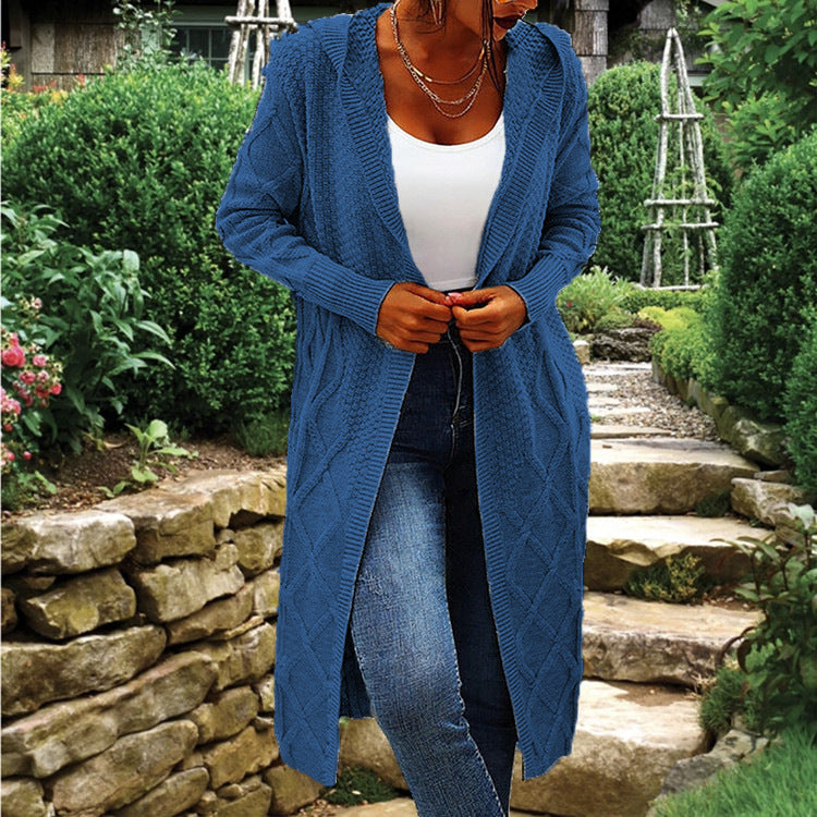 Cardigan en tricot pour femmes avec capuche et motif en torsades luxueux Chic und Stil