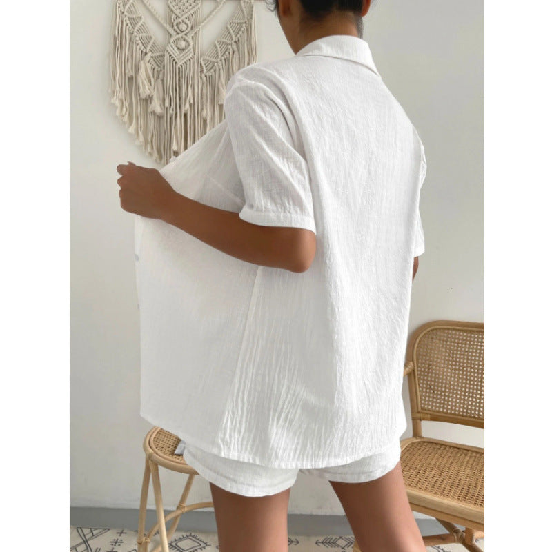 Dame Chique Loungewear-Combinaison composée d'une chemise légère et respirante et de shorts Chic und Stil