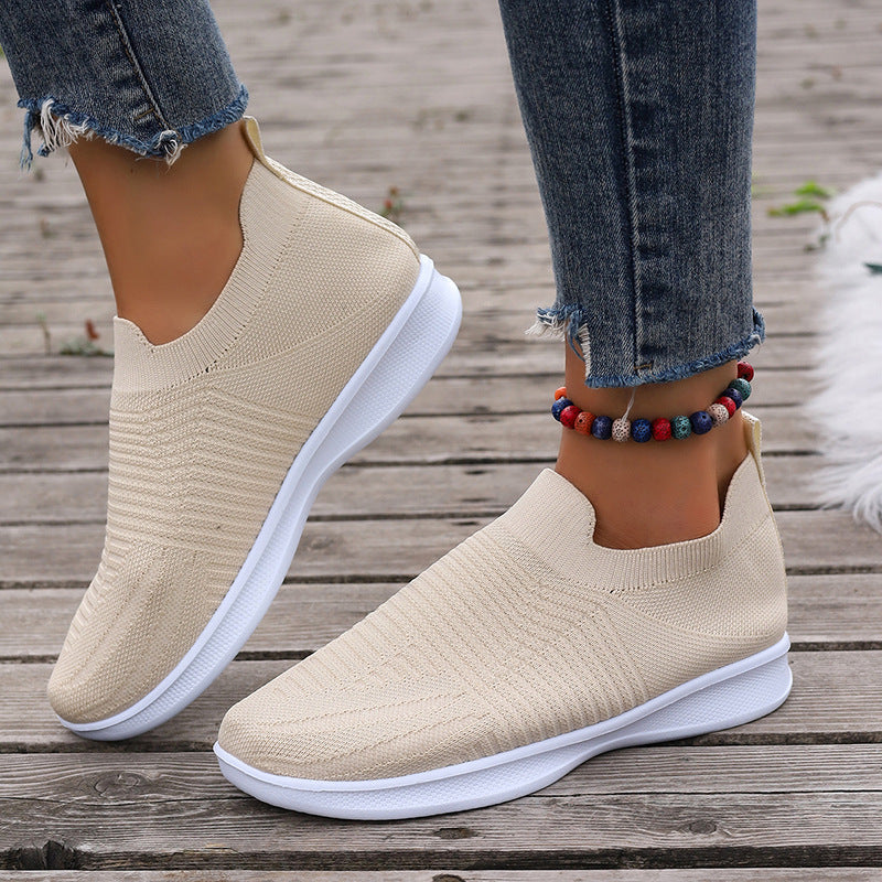Baskets slip-on confortables pour femmes avec dessus en matériau respirant Chic und Stil