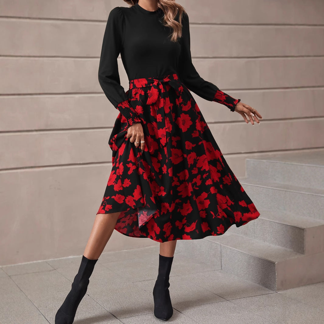 Robe midi femme avec des détails volantés et un motif floral Chic und Stil
