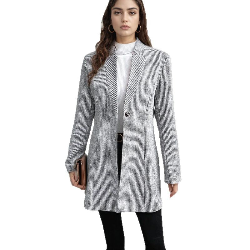 Dames élégant manteau long avec design structuré et détails raffinés Chic und Stil