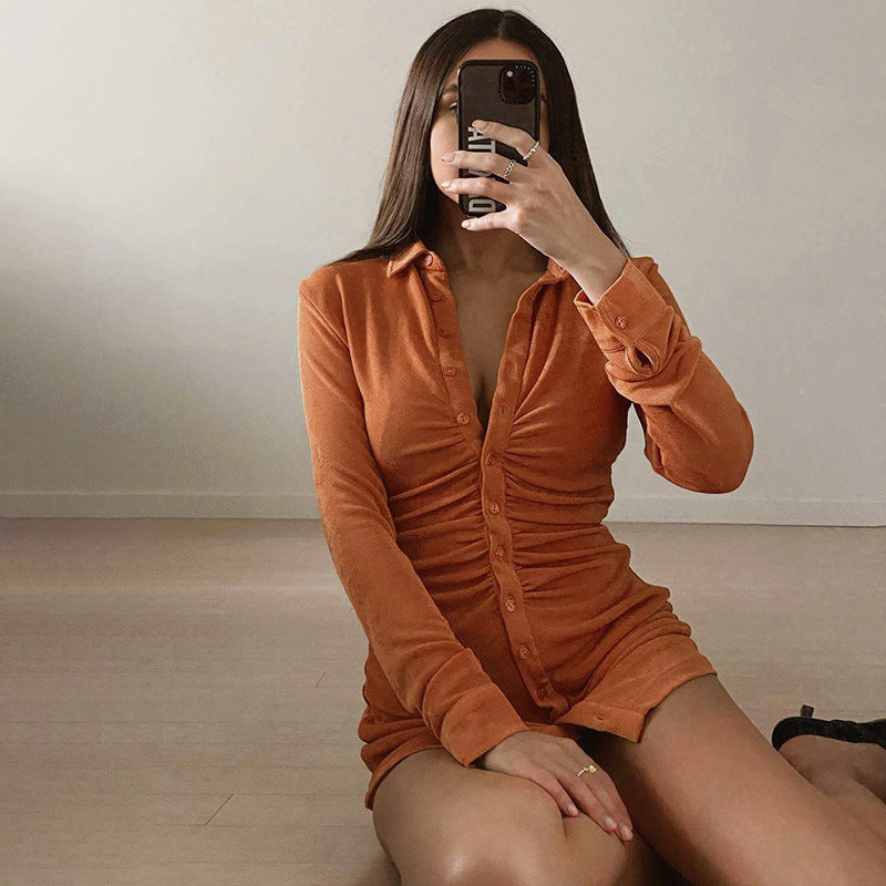 Robe chemise mi-longue pour femmes avec patte de boutonnage et fronces Chic und Stil