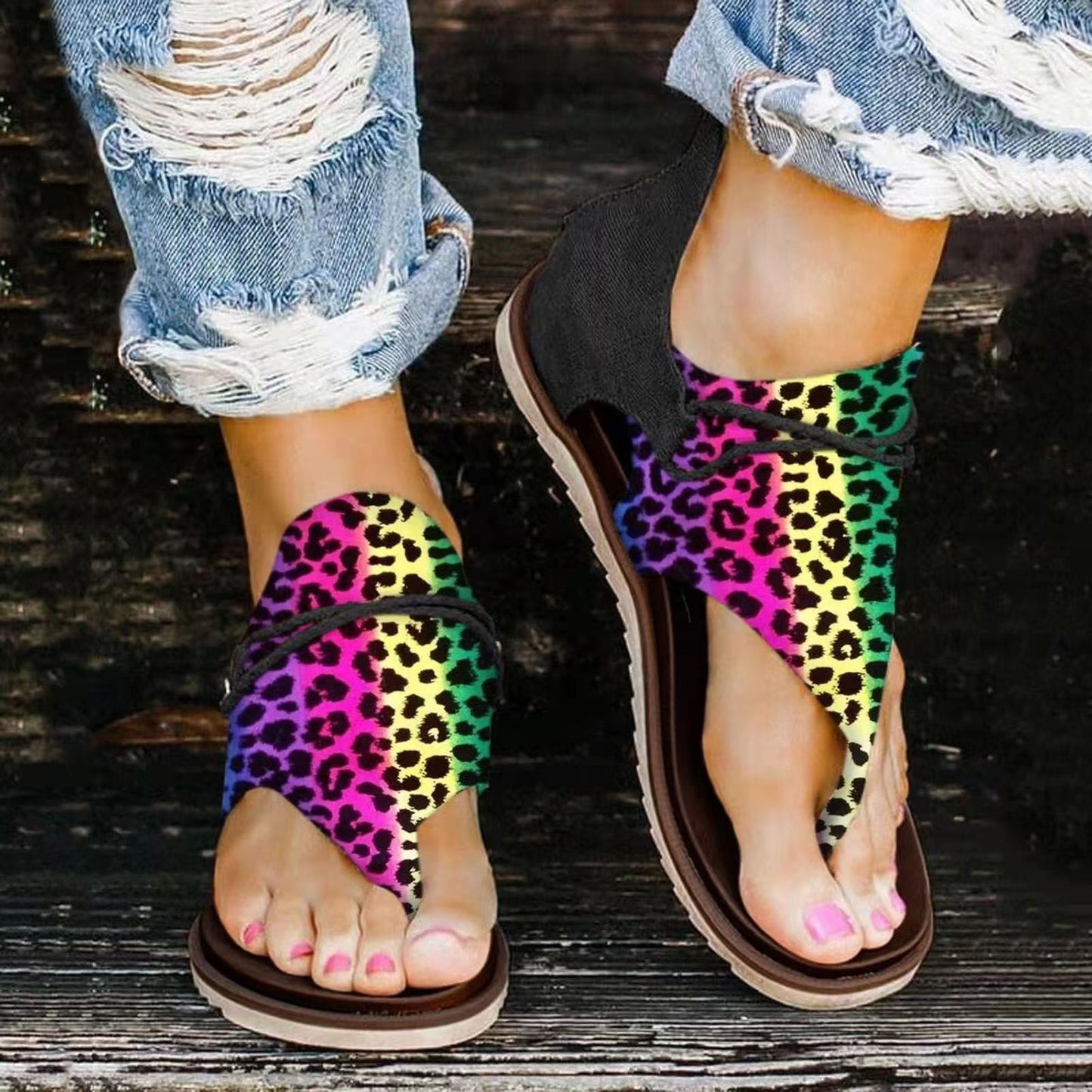 Sandales à brides pour femmes avec design floral et animal Chic und Stil
