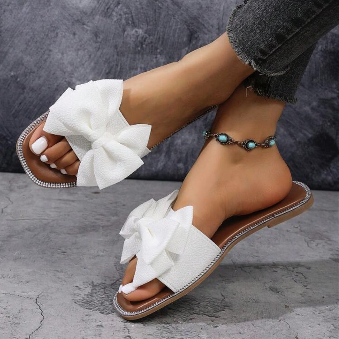 Sandales à glissière à accent nœud pour femmes Chic und Stil