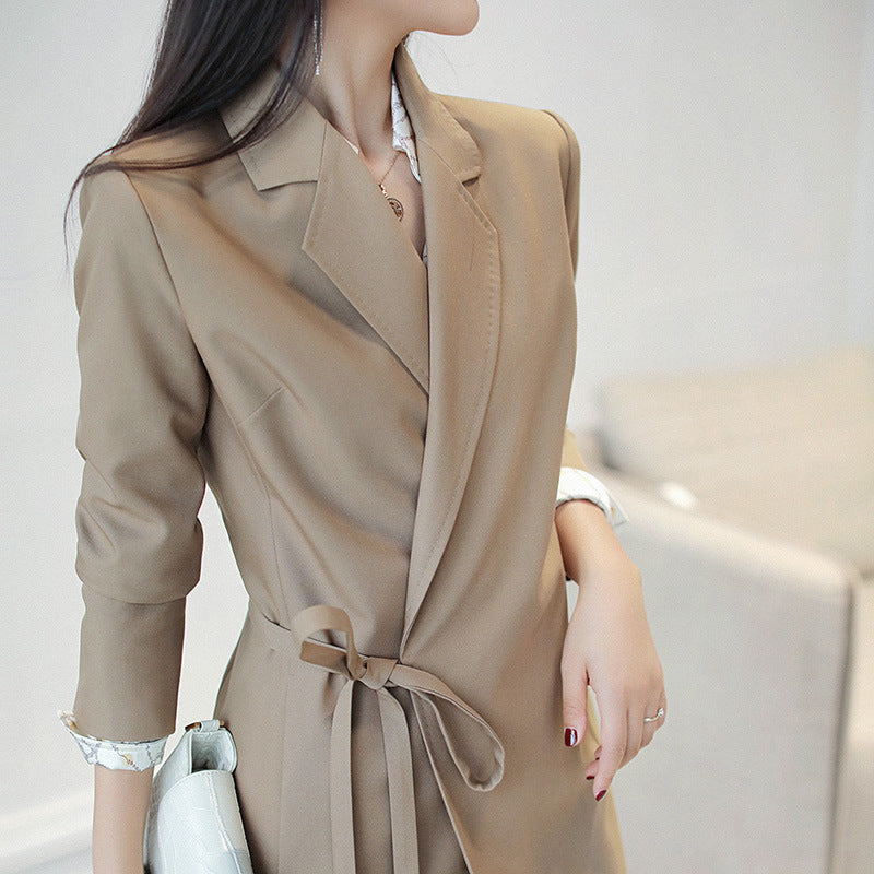 Robe midi élégante enveloppante pour femmes Chic und Stil
